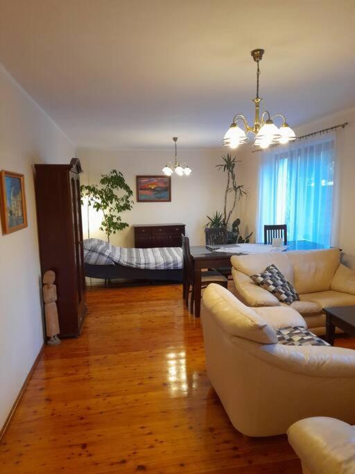 Apartmán Bronowice- Parter Domu Krakov Exteriér fotografie